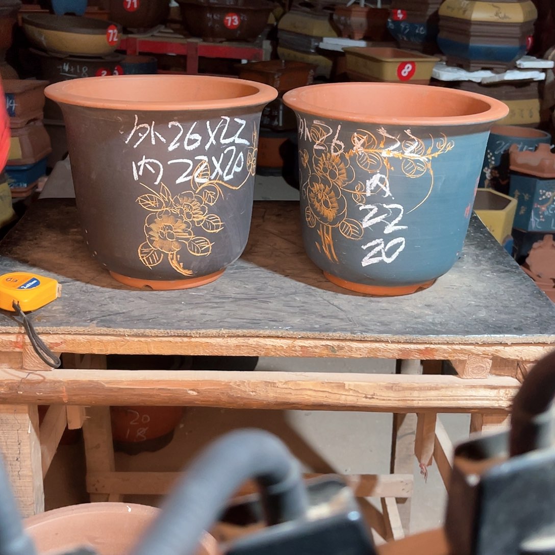 紫砂花盆高金钟盆两个