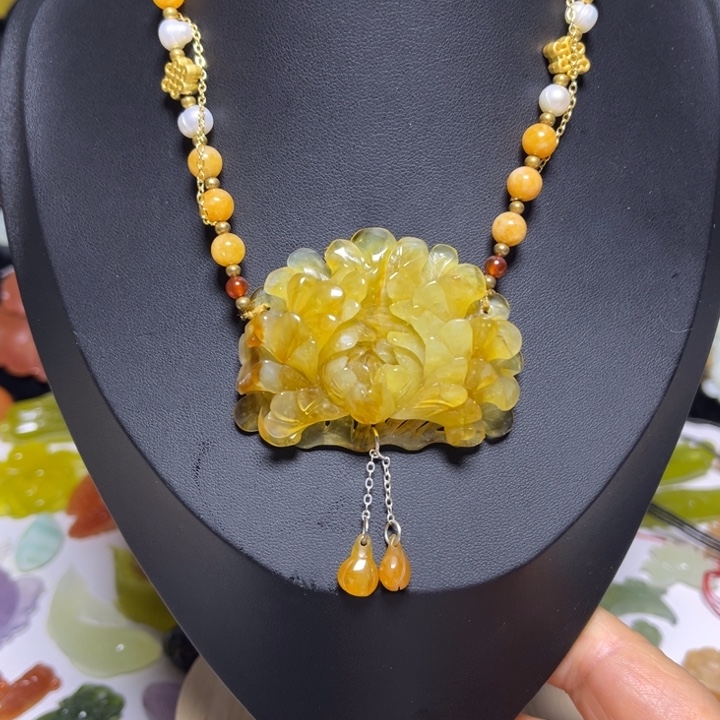 蛇纹石玉未镶嵌吊坠(赠链)