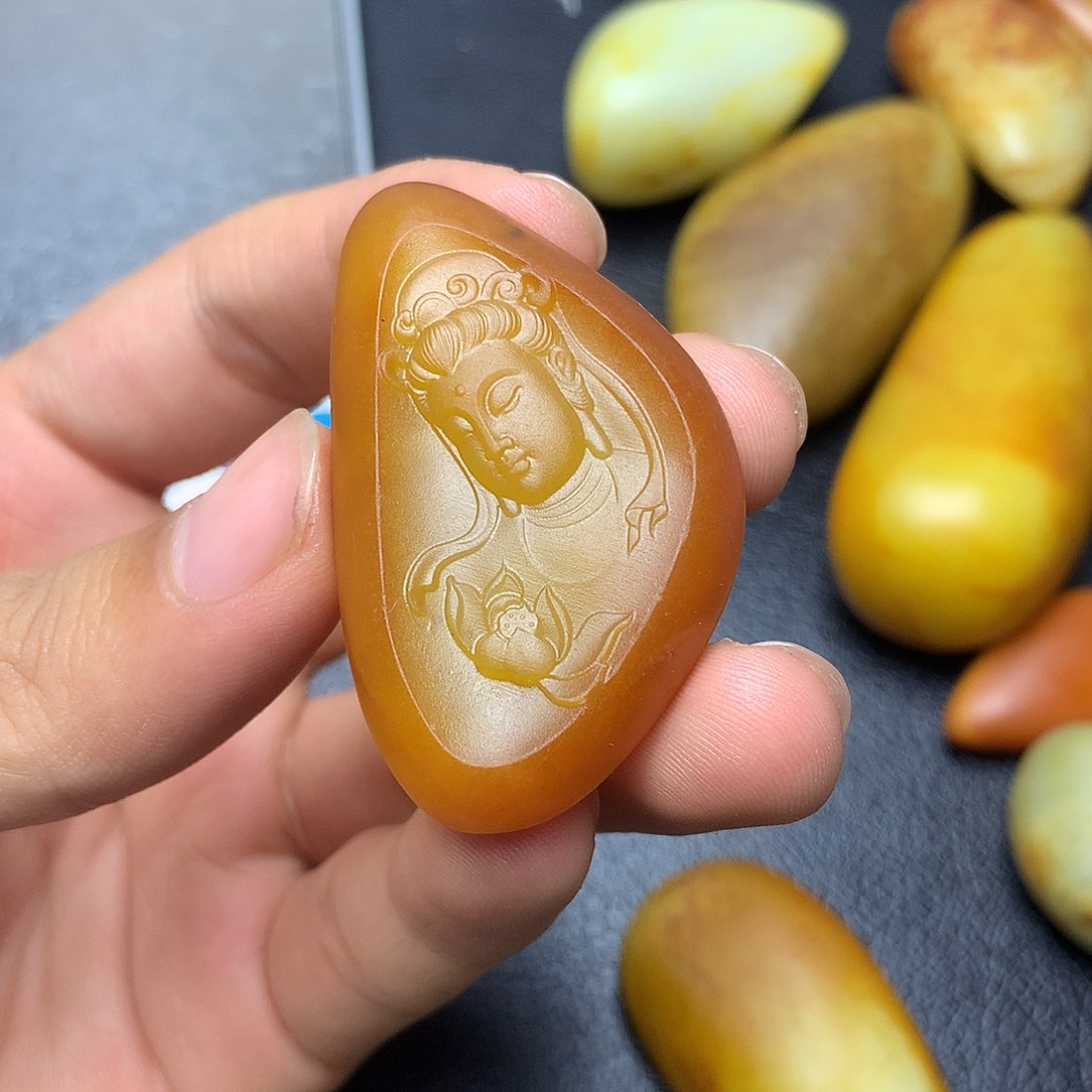 M***o和田玉未镶嵌挂件