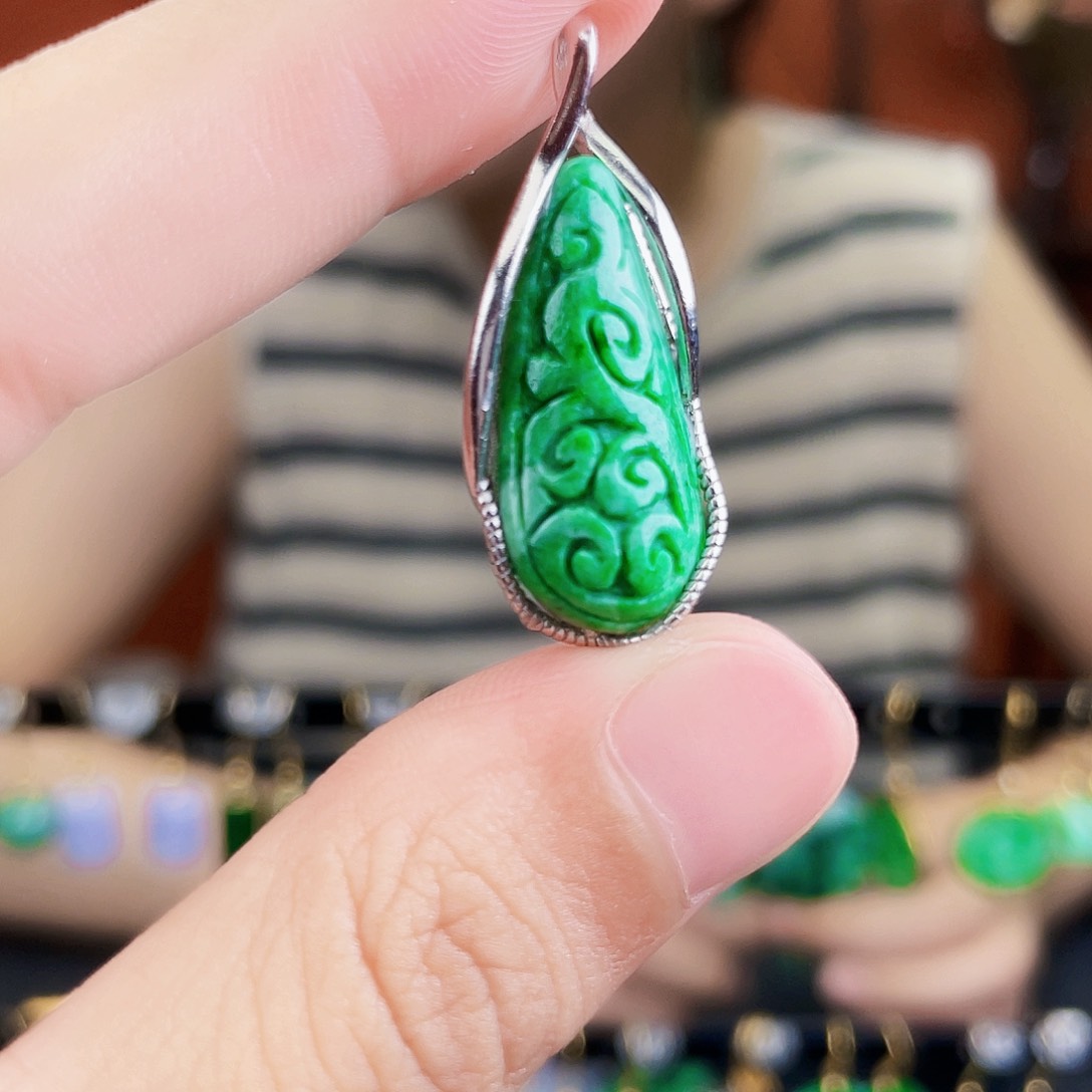 翡翠银S925镶嵌耳饰饰品