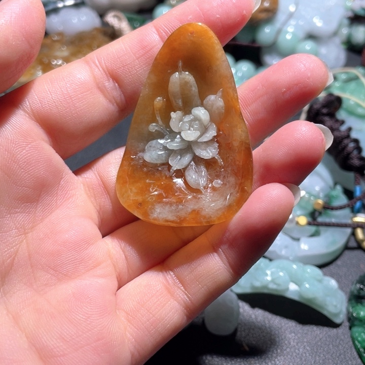 【闪购商品】翡翠颈饰未镶嵌天然翡翠