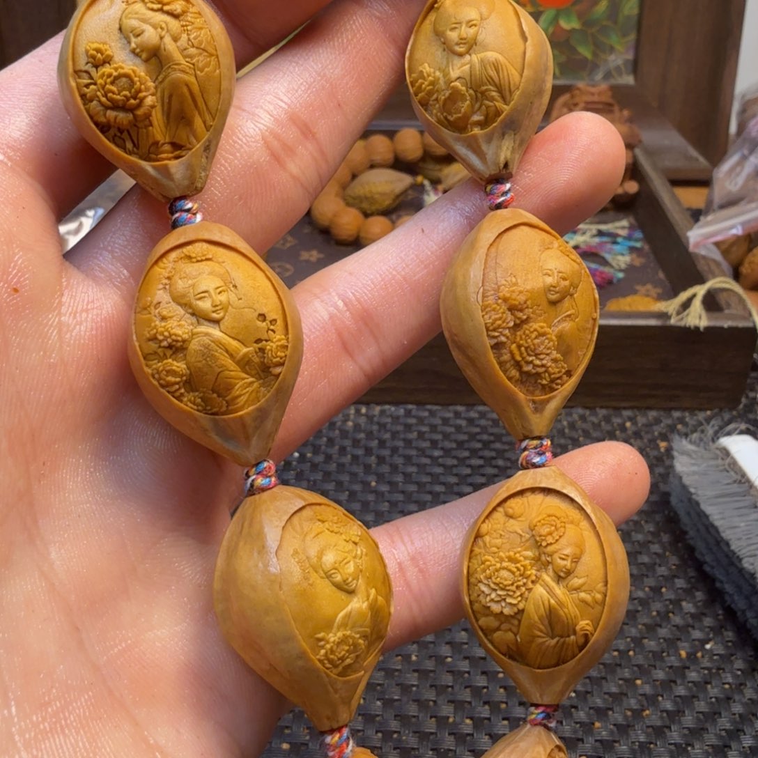 手串/手链橄榄核牡丹美女