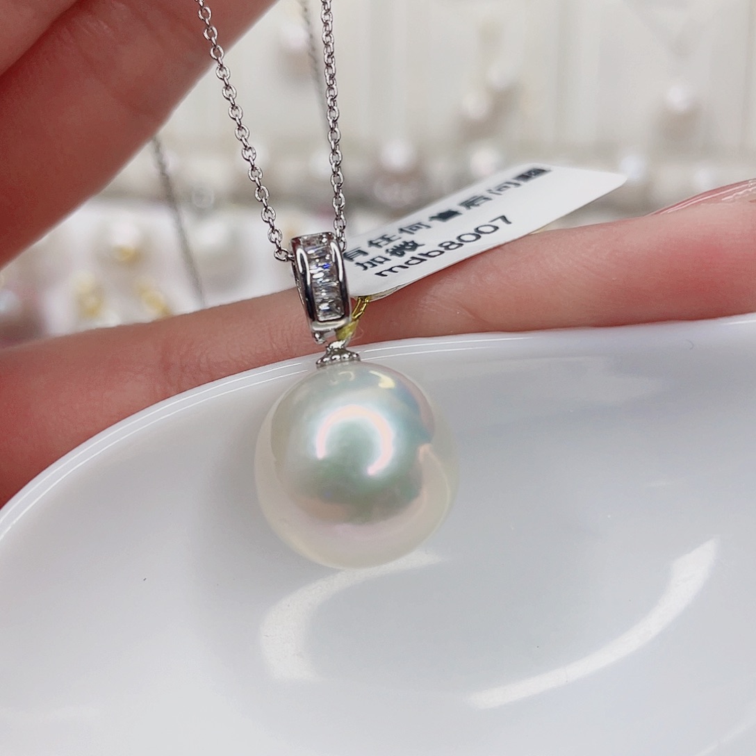 淡水珍珠吊坠(赠链)未镶嵌