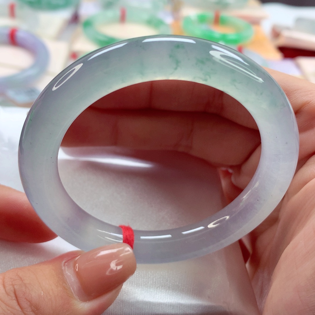 翡翠手镯（圆镯）未镶嵌师妹种水毕业