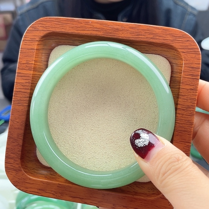 石英质玉老张未镶嵌