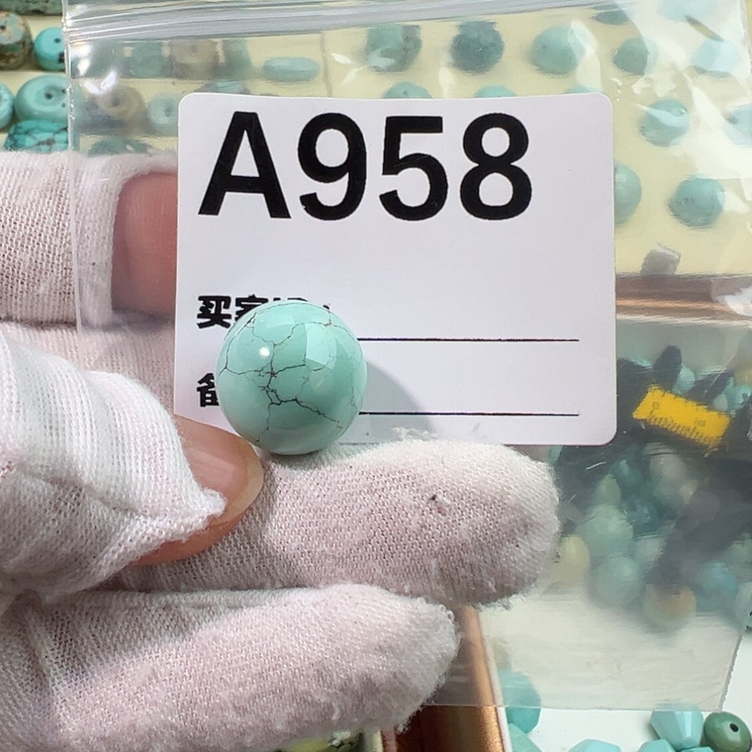 绿松石卡16.6圆珠未镶嵌