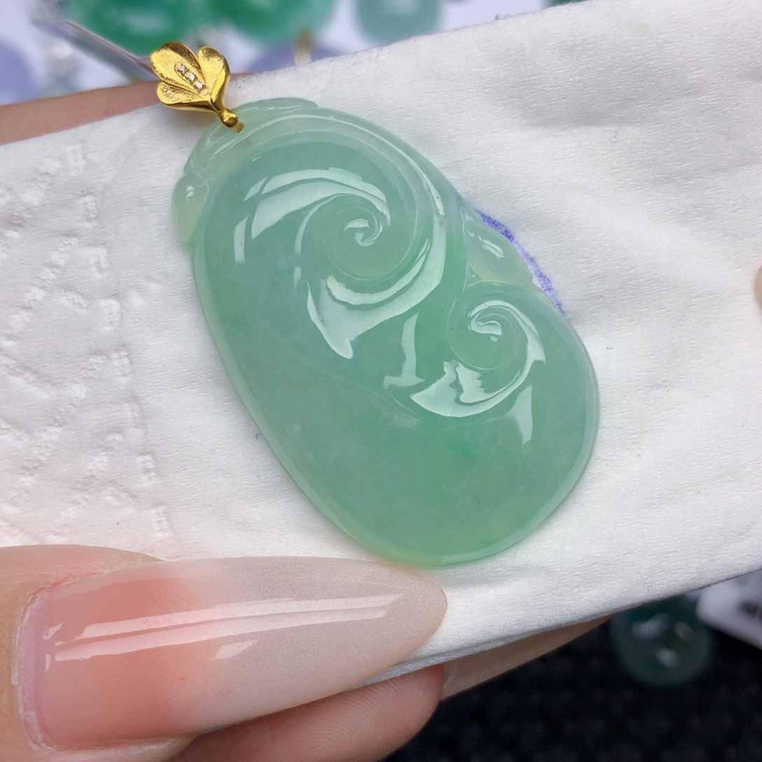 翡翠18K金镶嵌颈饰天然缅甸翡翠a货百元以上9元证书费自理