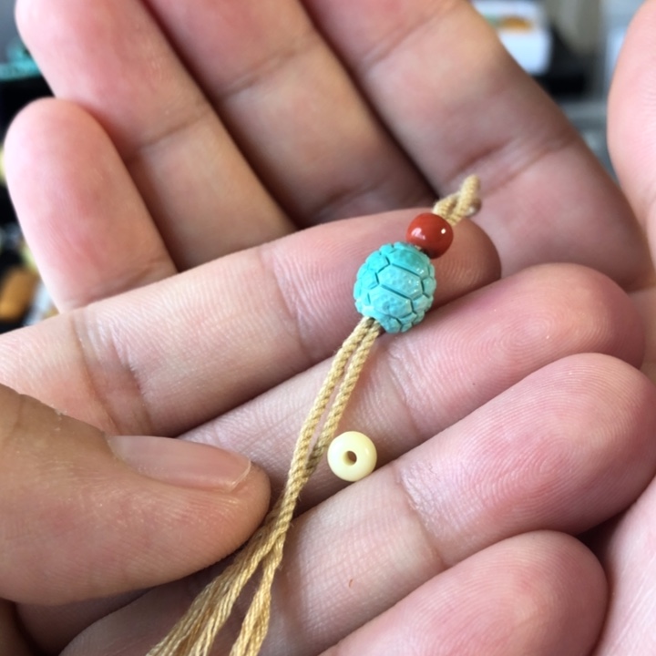 蜜蜡珠宝奇石未镶嵌