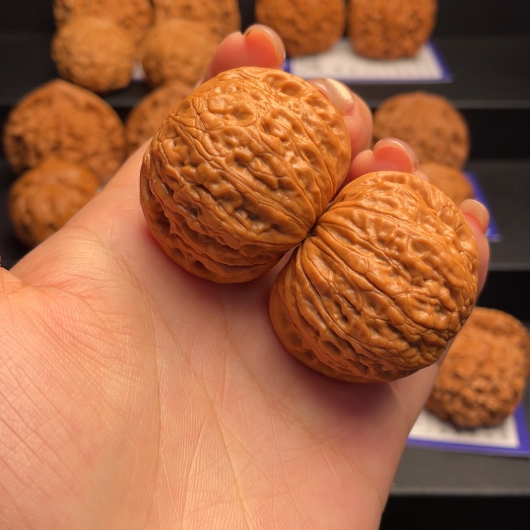 文玩核桃把件41铁锤