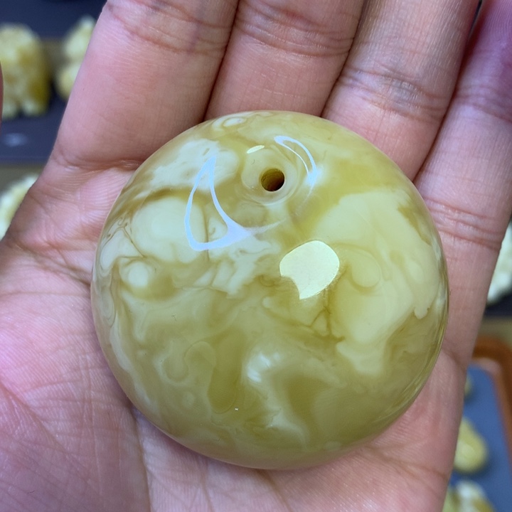 【闪购商品】琥珀珠宝奇石未镶嵌公主扣