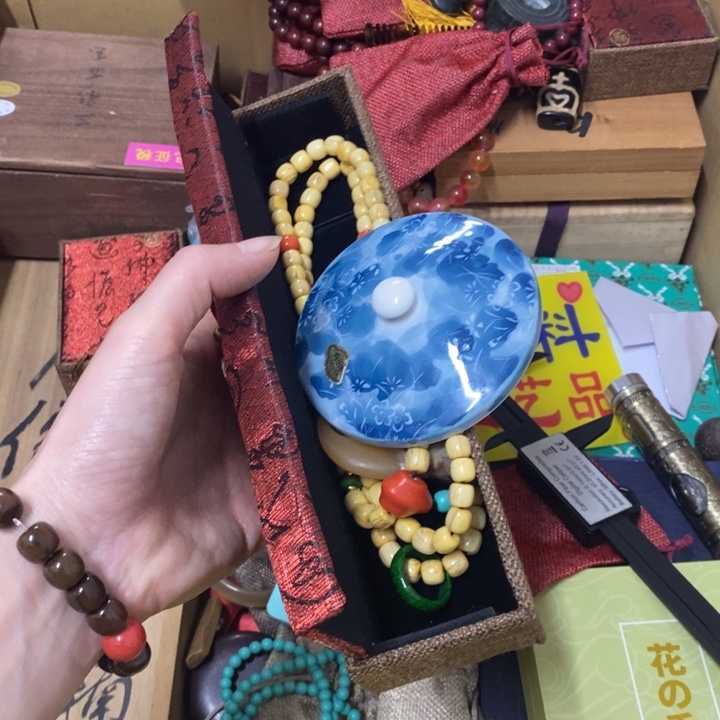 摆件中古工艺品一件