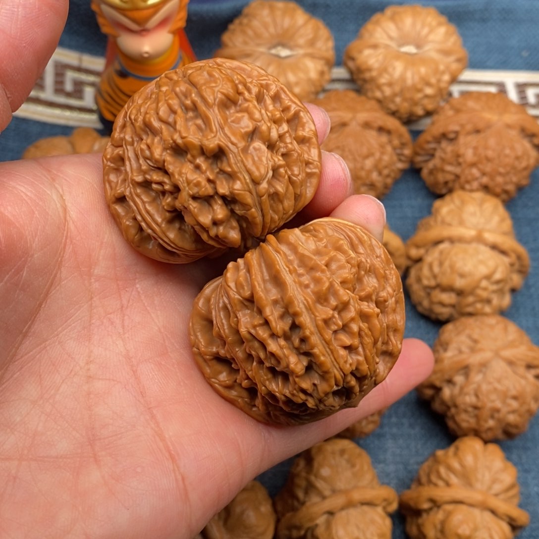 文玩核桃把件44汉高楼