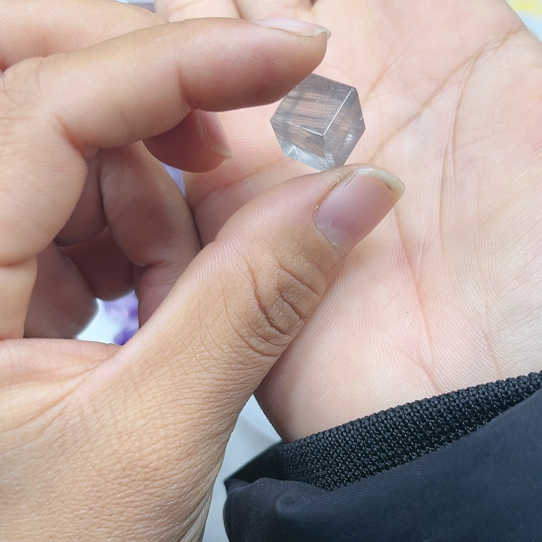 水晶耳饰未镶嵌拾****乐18水晶