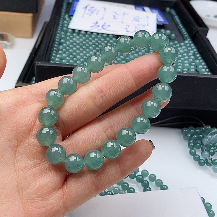 翡翠手链未镶嵌许****华散珠多样