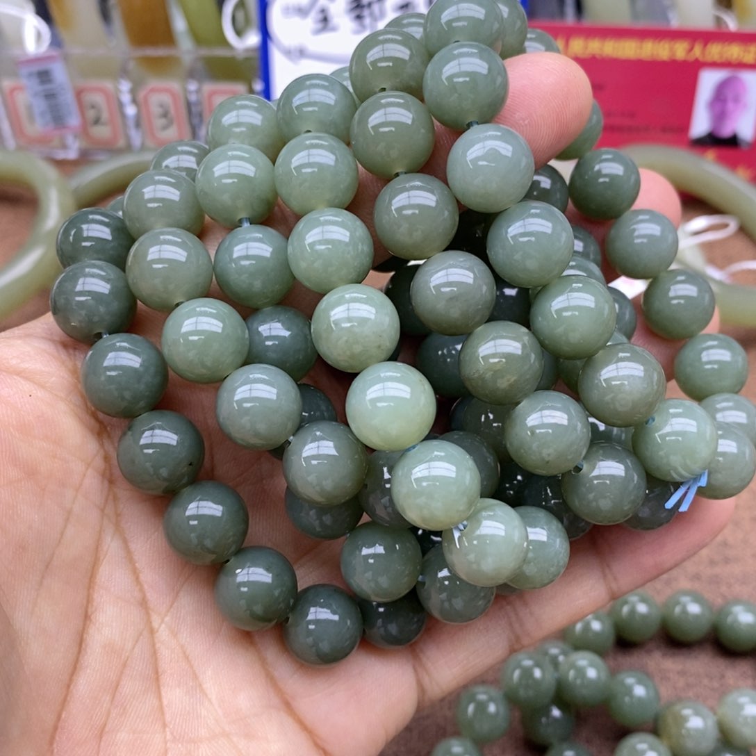 手串未镶嵌和田玉卡12