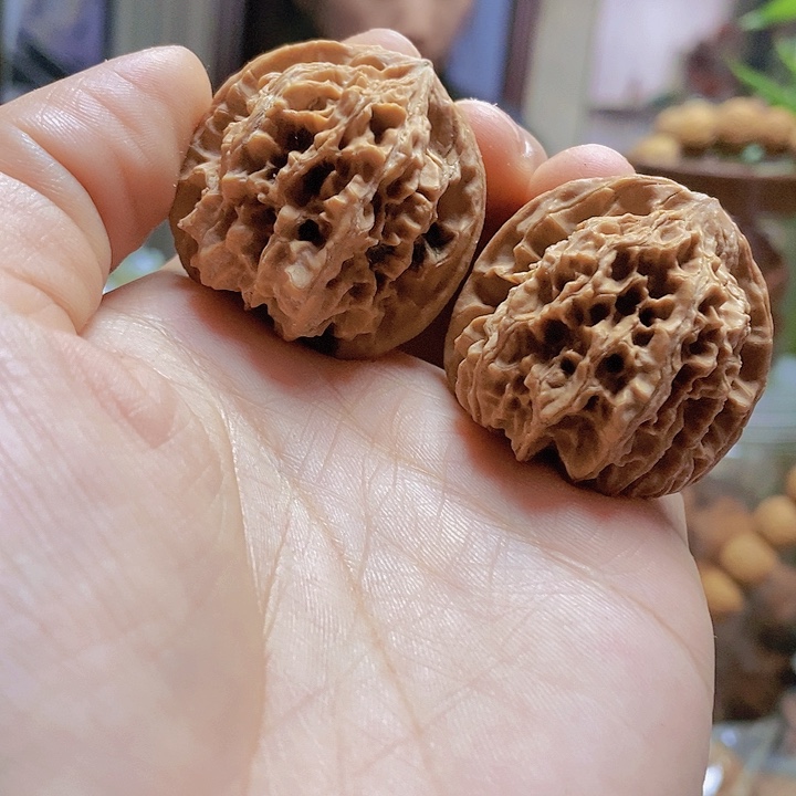 【闪购商品】文玩核桃把件35无名