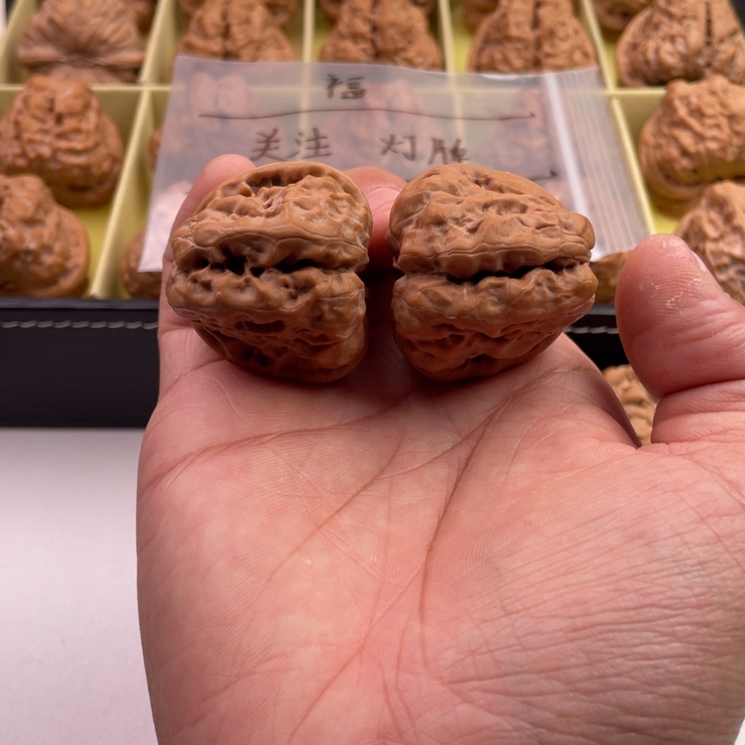 B***₄把件文玩核桃37蛤蟆0844