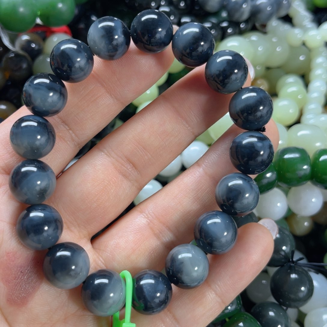 未镶嵌手链和田玉