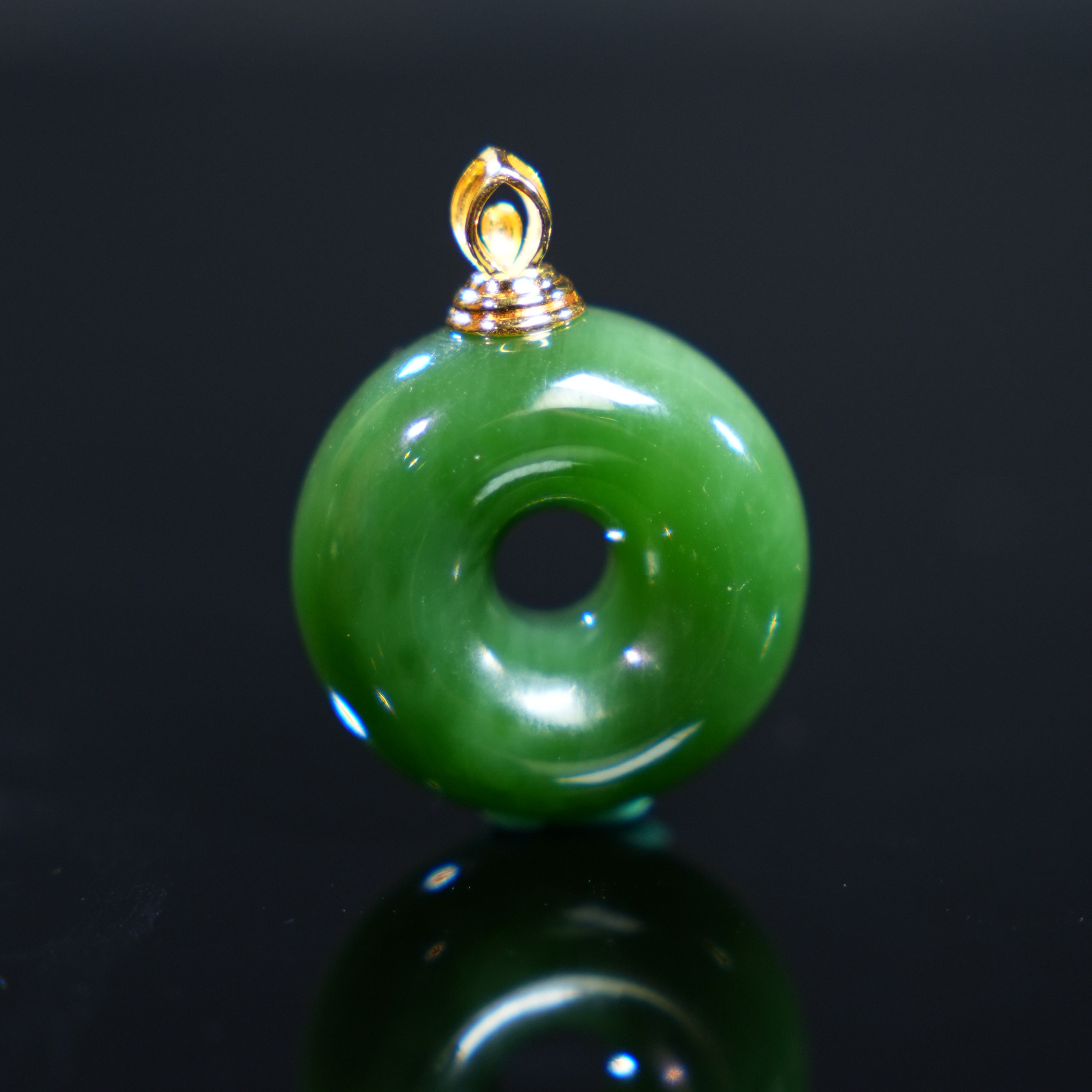 【壹芳珠宝】天然原矿俄料和田碧玉18k金镶平安扣24*12