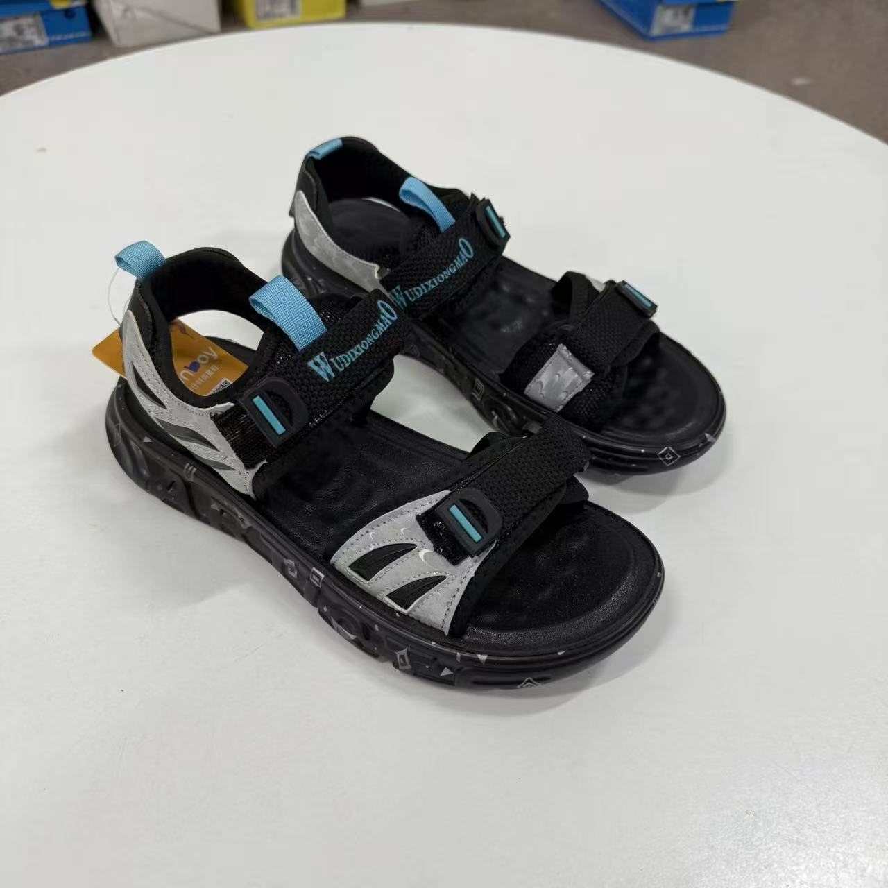 2171儿童通用男沙滩鞋女童大童休闲风软底凉鞋时尚夏季