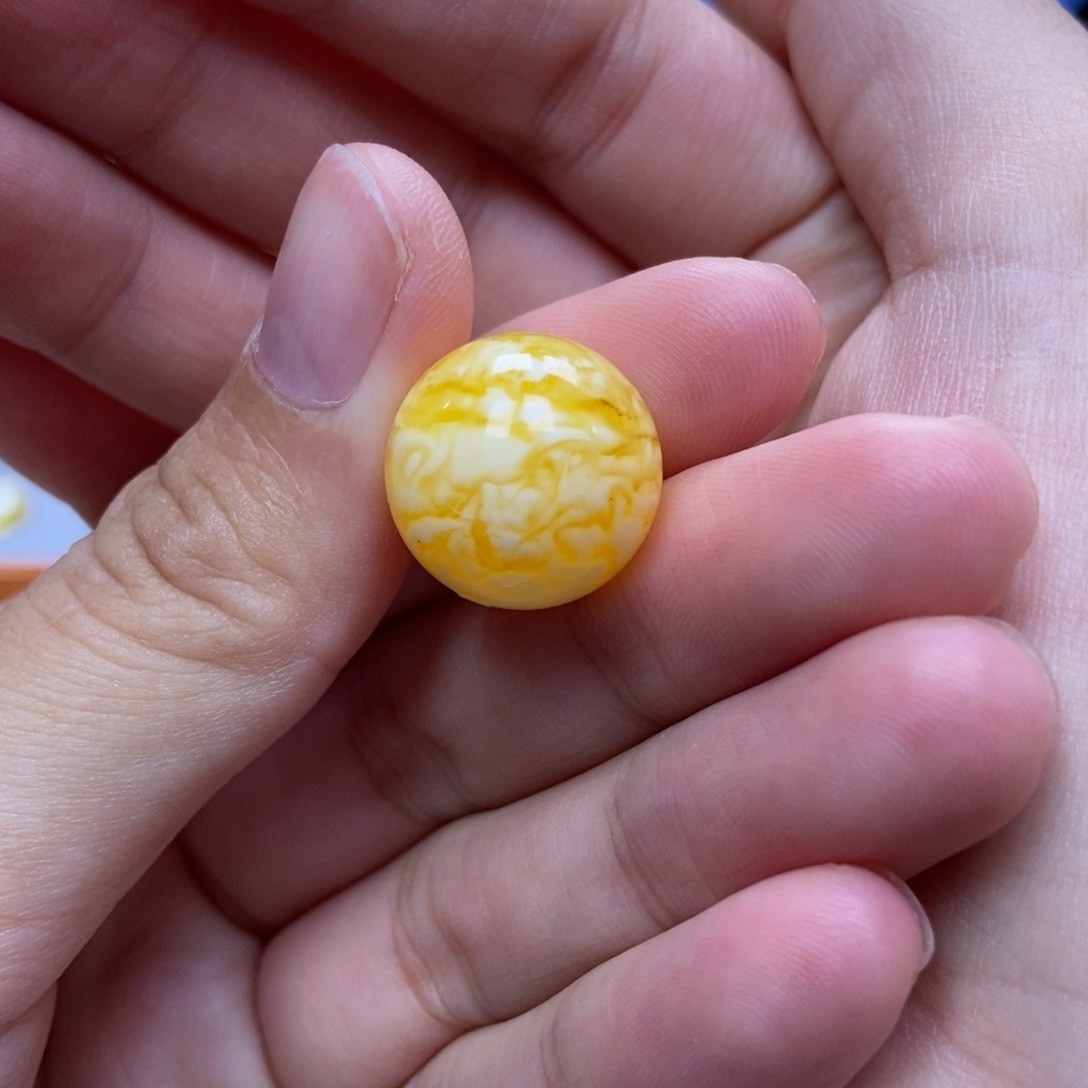 琥珀未镶嵌珠宝奇石有瑕16.8