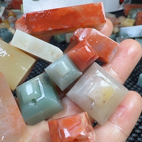 老挝石真真正正章