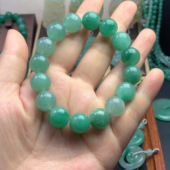 未镶嵌石英质玉珠宝半成品