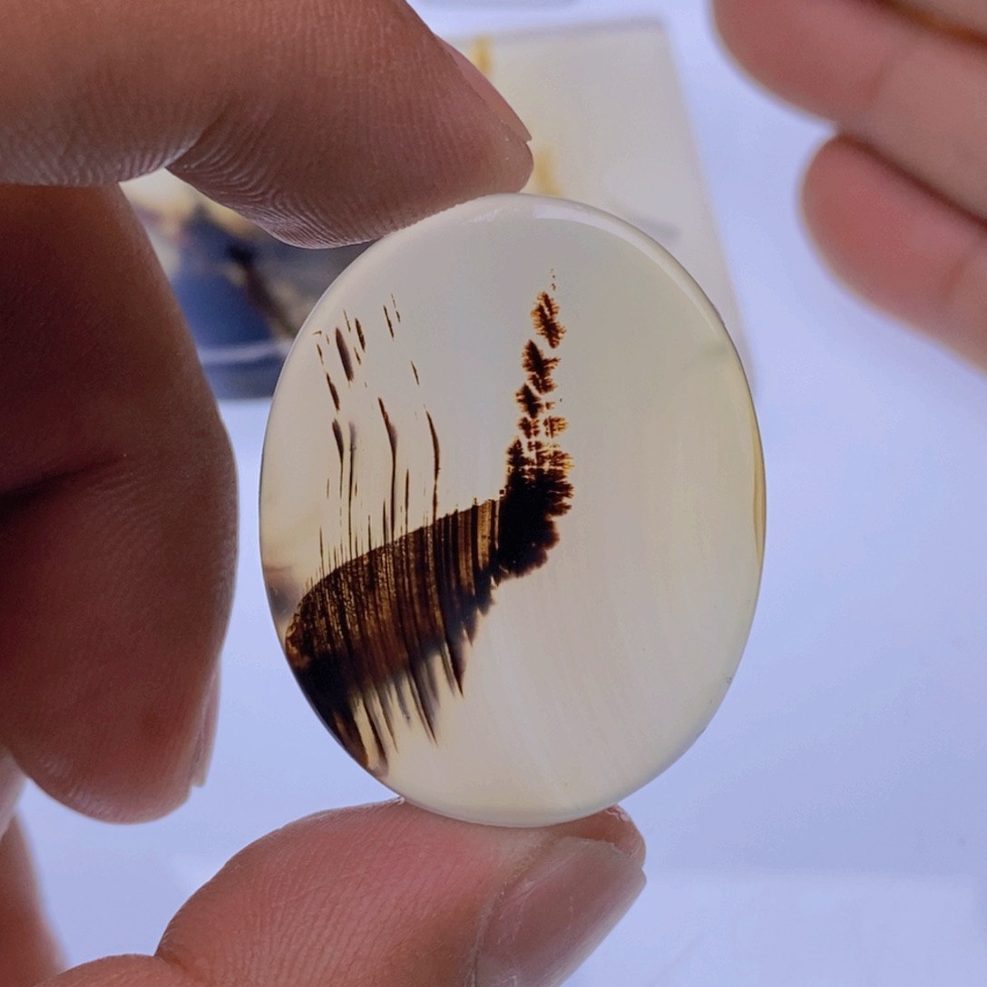 玛瑙/玉髓颈饰未镶嵌