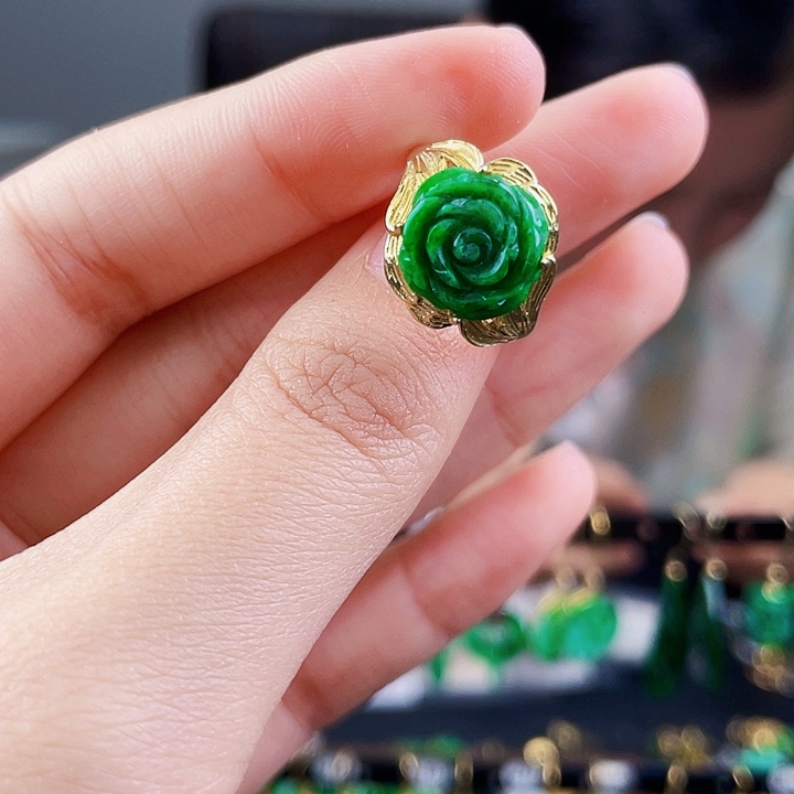 翡翠戒指银S925镶嵌饰品