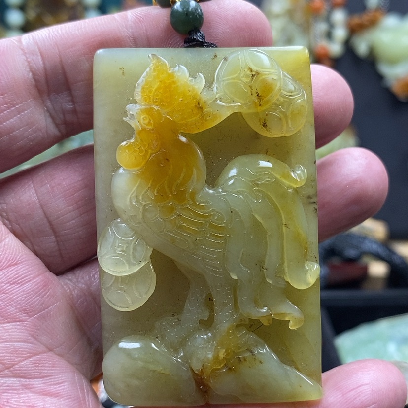 【闪购商品】蛇纹石玉吊坠未镶嵌