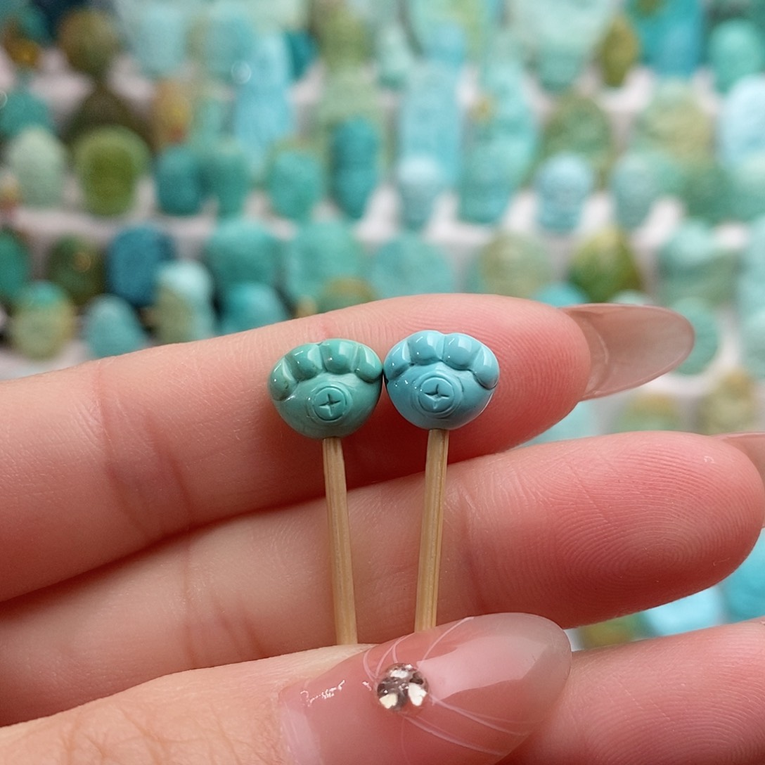 绿松石绿松石未镶嵌