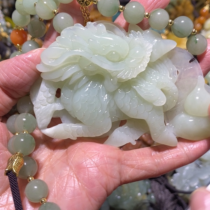 岫玉岫玉吊坠未镶嵌