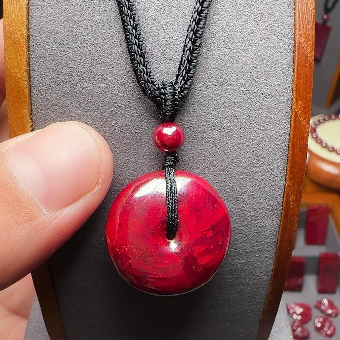 优***派天然辰砂平安扣工艺品