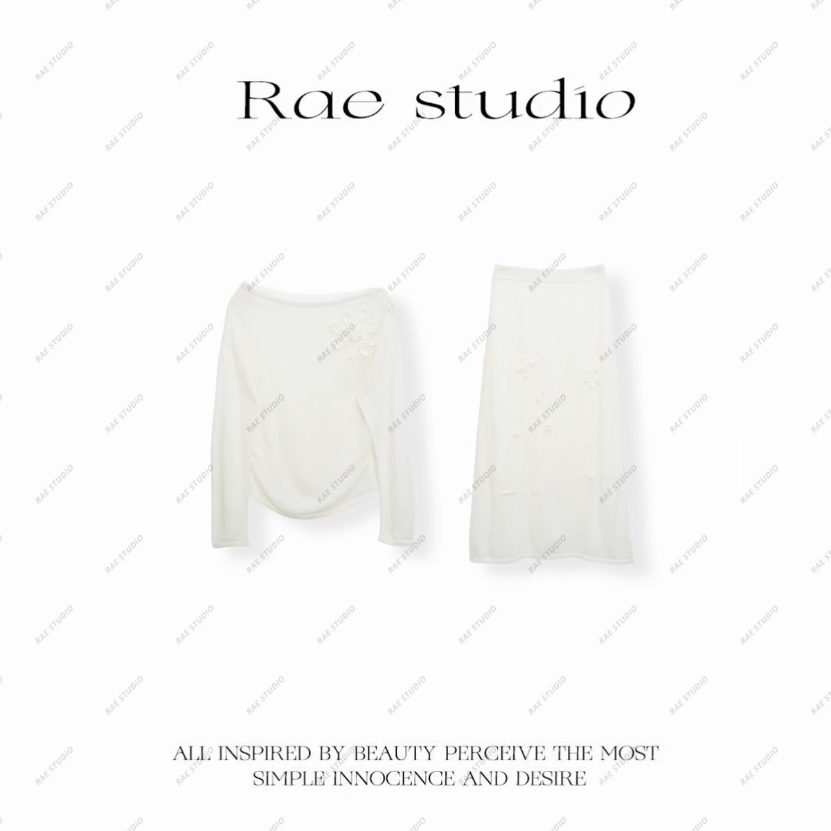 【Rae】韩系时尚斜领显瘦针织衫女宽松秋冬气质花朵针织套装r817