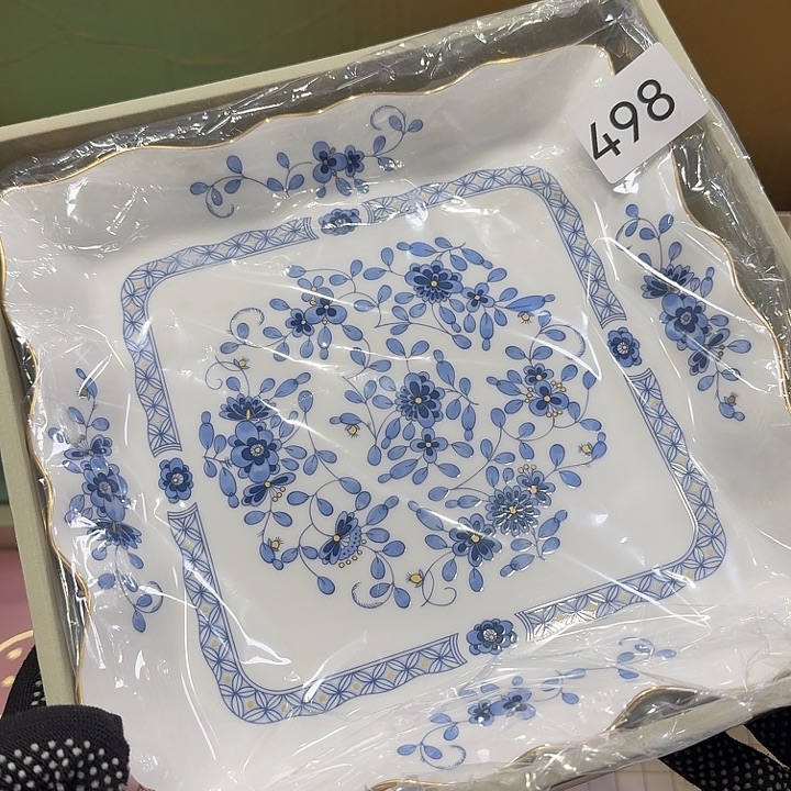 很好看的钵子很好看的盘子