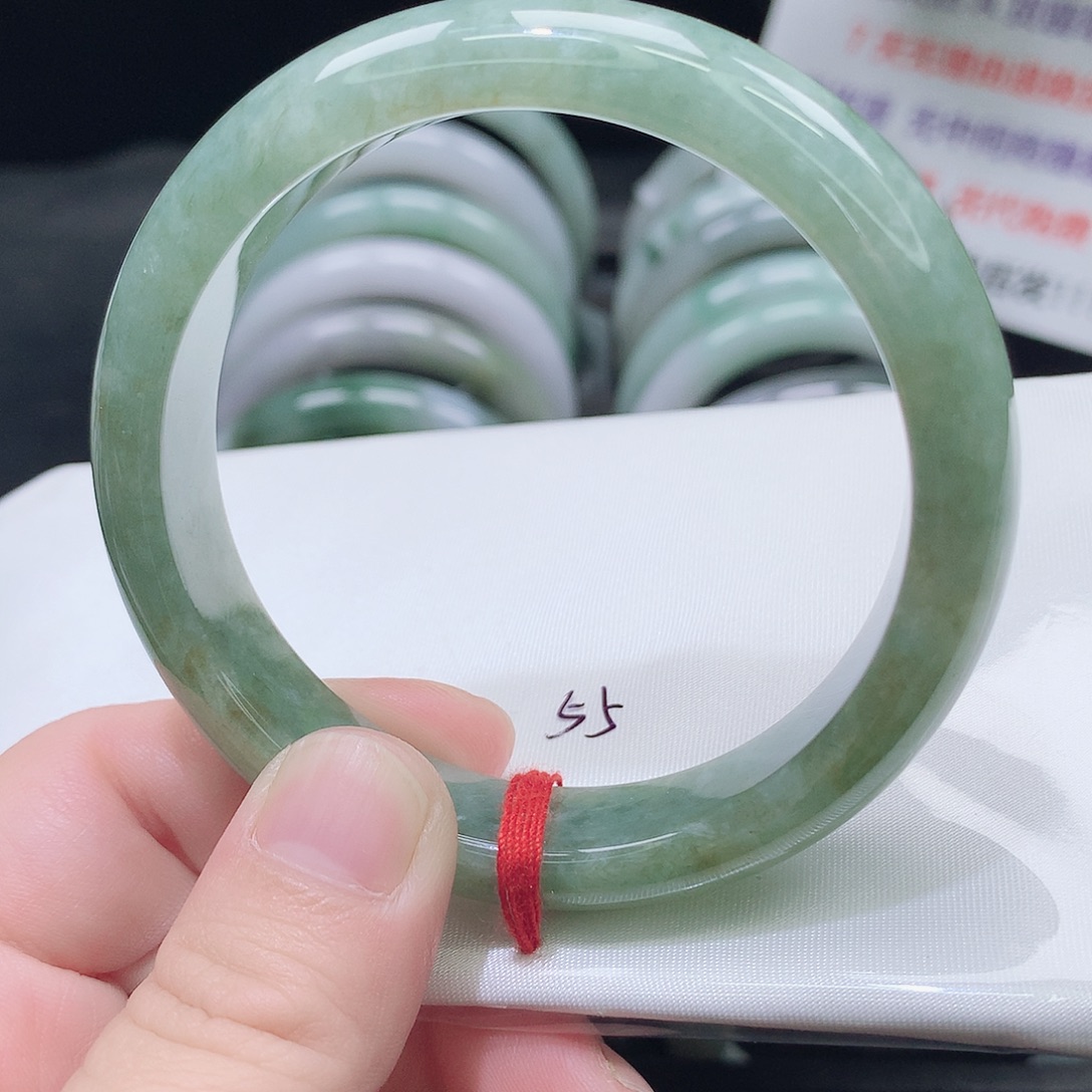 翡翠未镶嵌手镯408