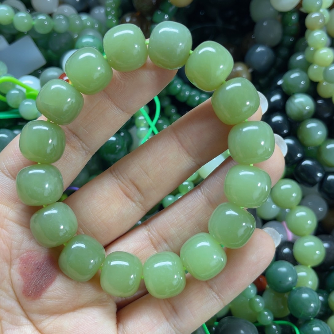 手串未镶嵌和田玉