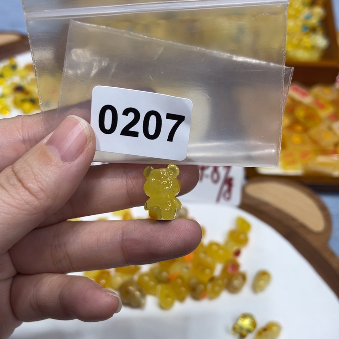 琥珀珠宝奇石未镶嵌
