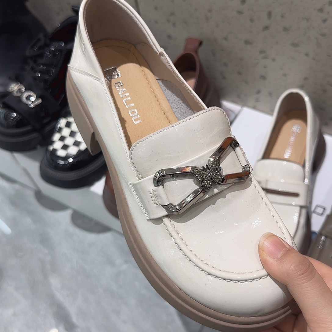 313641白色36乐福鞋