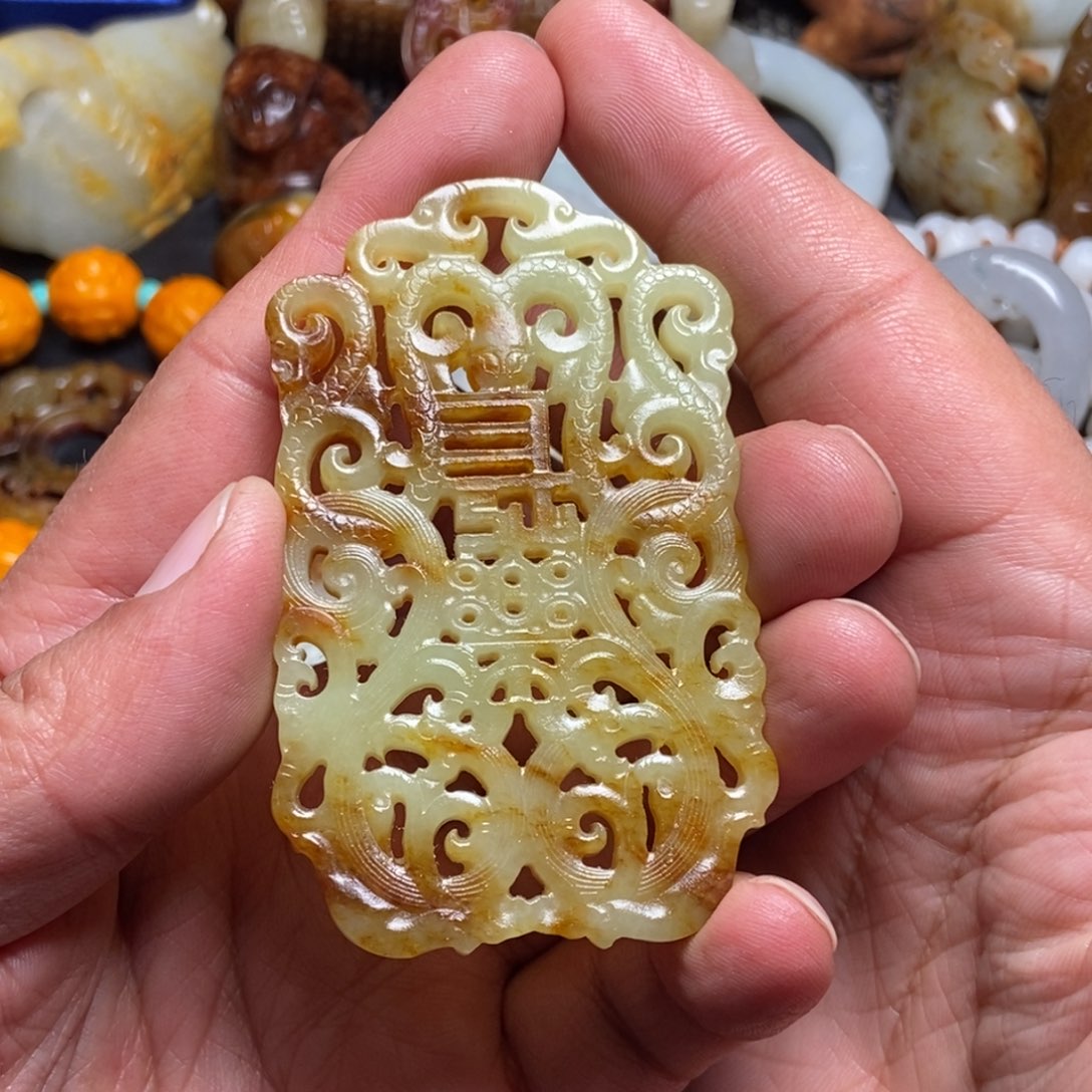 和田玉挂件未镶嵌