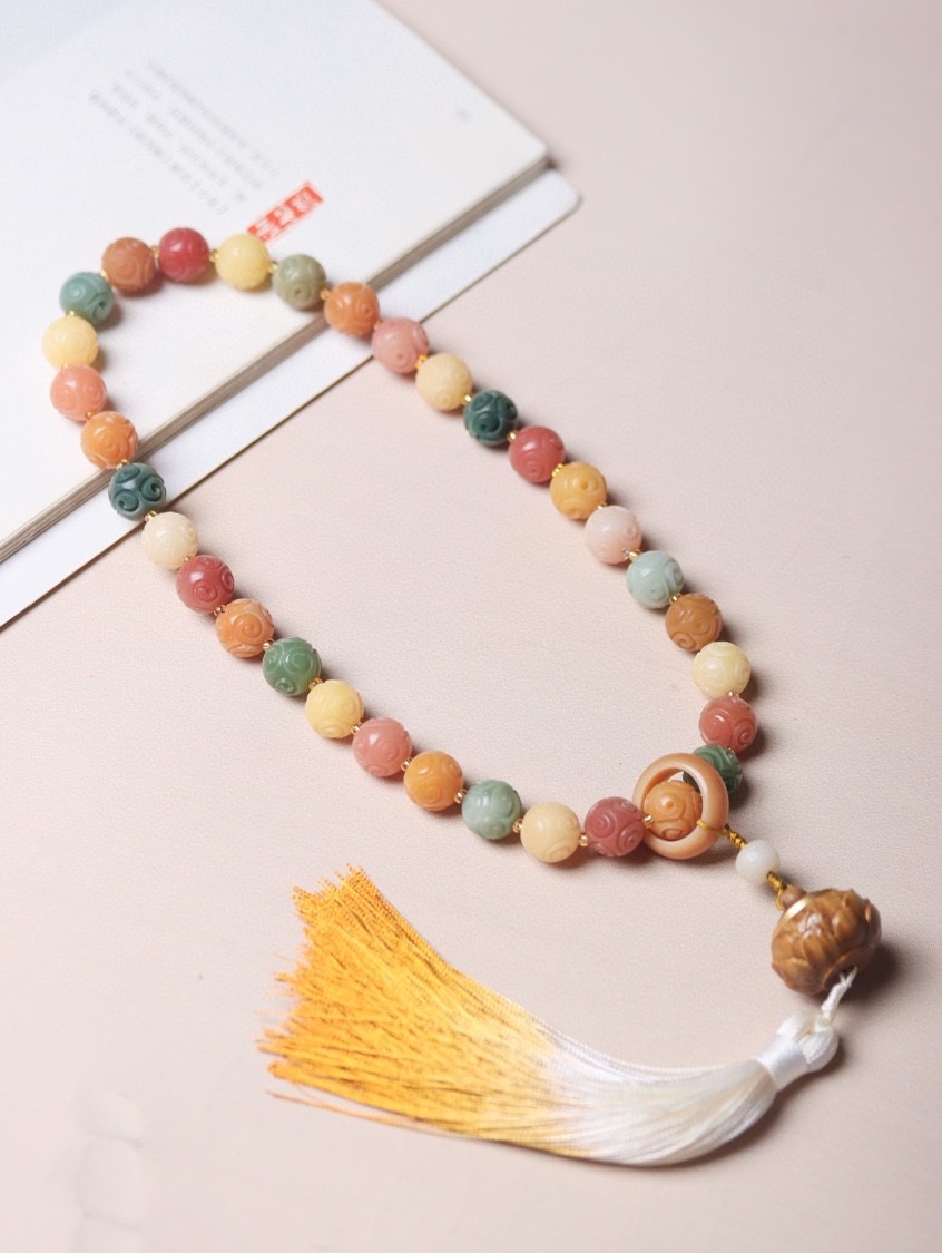 （送三瓶香丸）【七彩祥云款】菩提雕祥云搭风化菩提跑环莲花宫灯手持