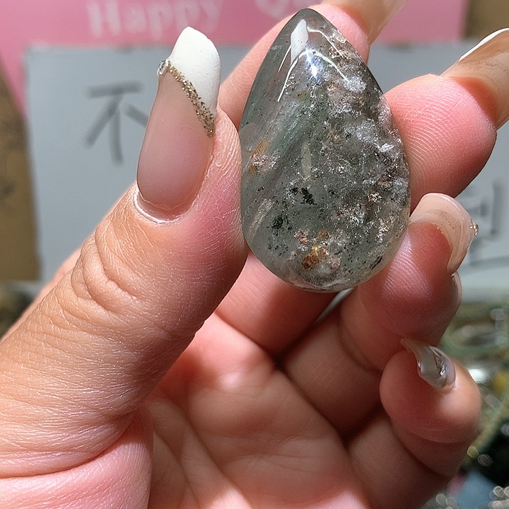 水晶吊坠未镶嵌水晶