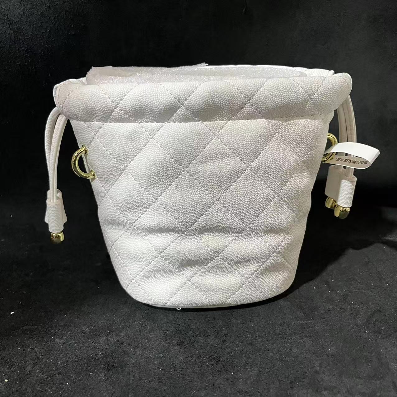 LQ-WITH-QUEEN真皮女包小水桶白色 0443