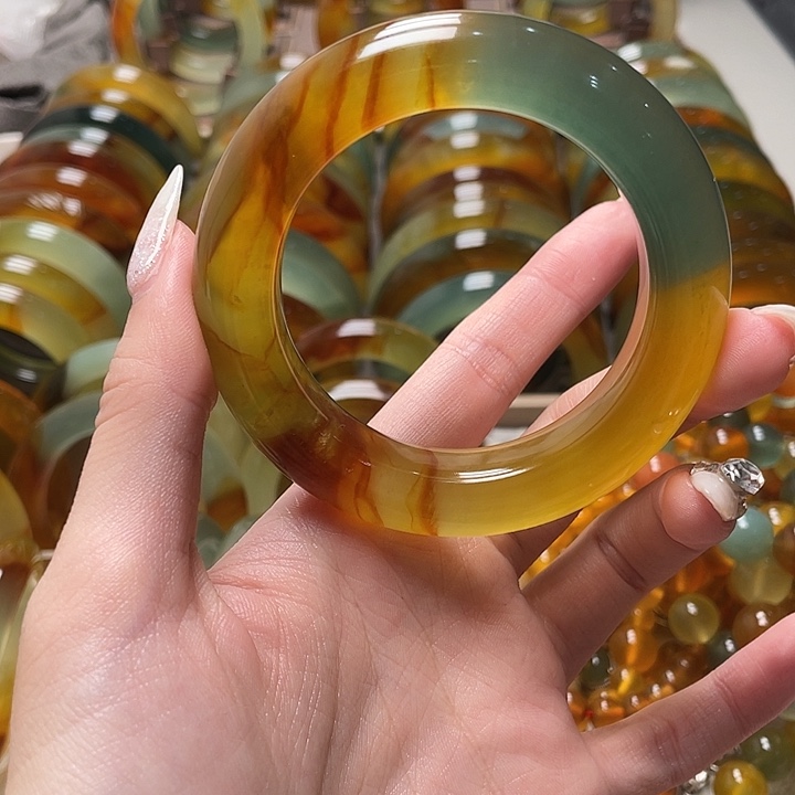 蛇纹石玉未镶嵌手镯53.5