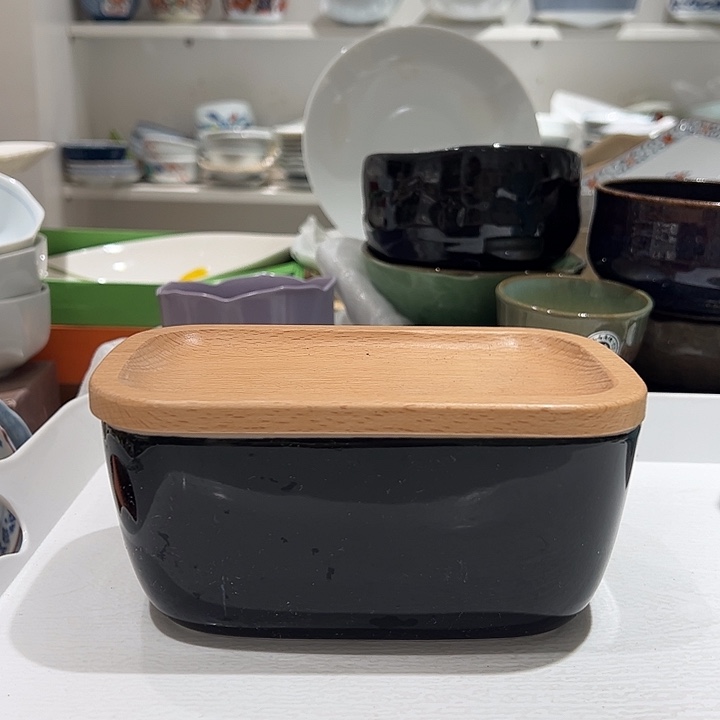 @***常瓷黑色罐子凑对有调性