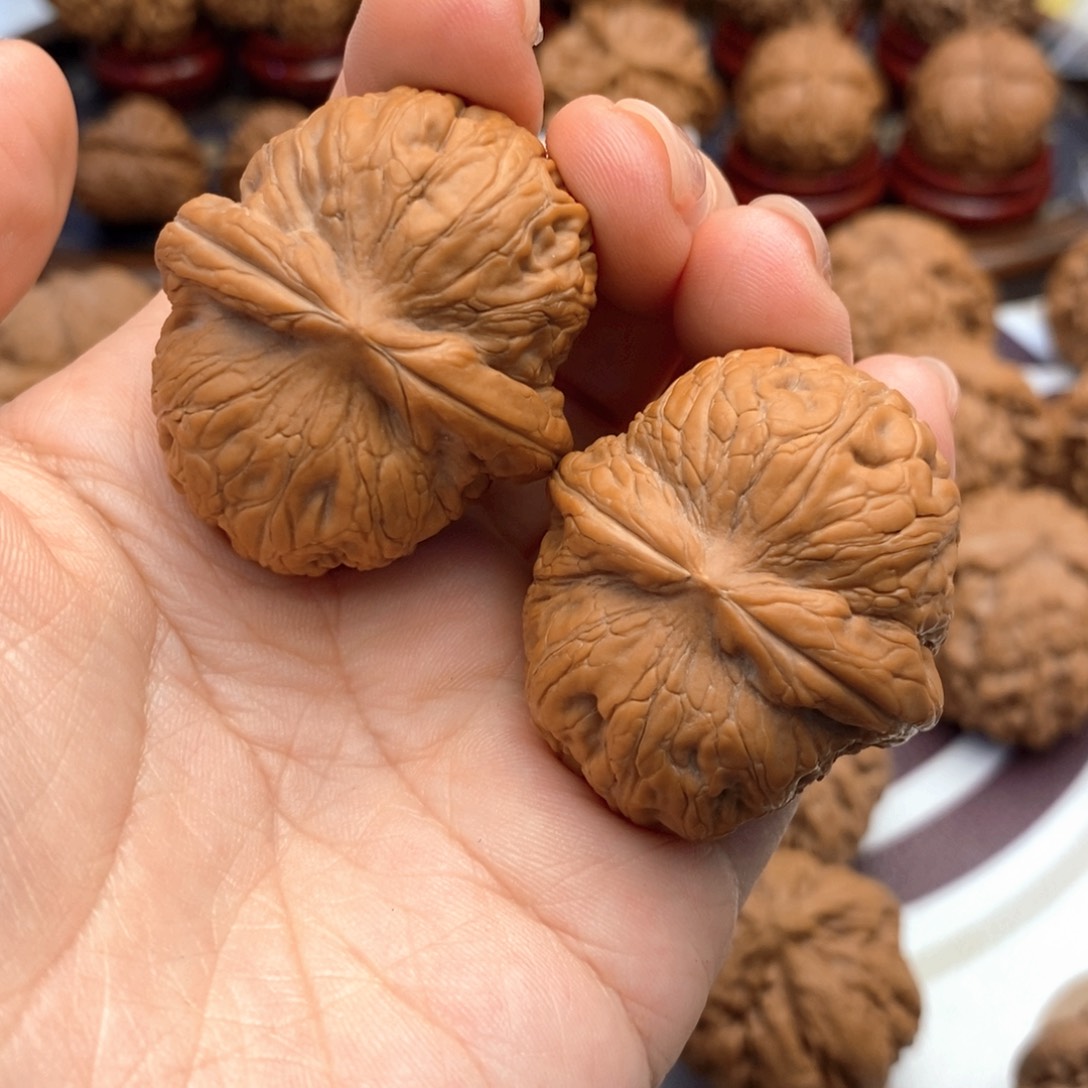 【闪购商品】文玩核桃把件灯*115号元宝