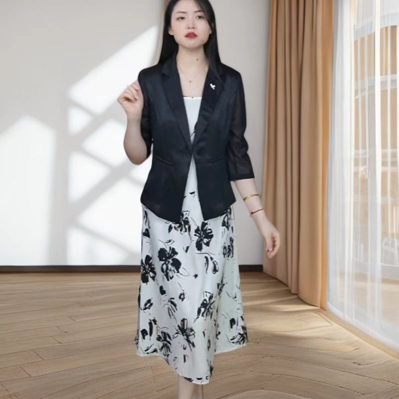 2711-小西服套装女士平驳领法式光泽感修身女式小西服套装