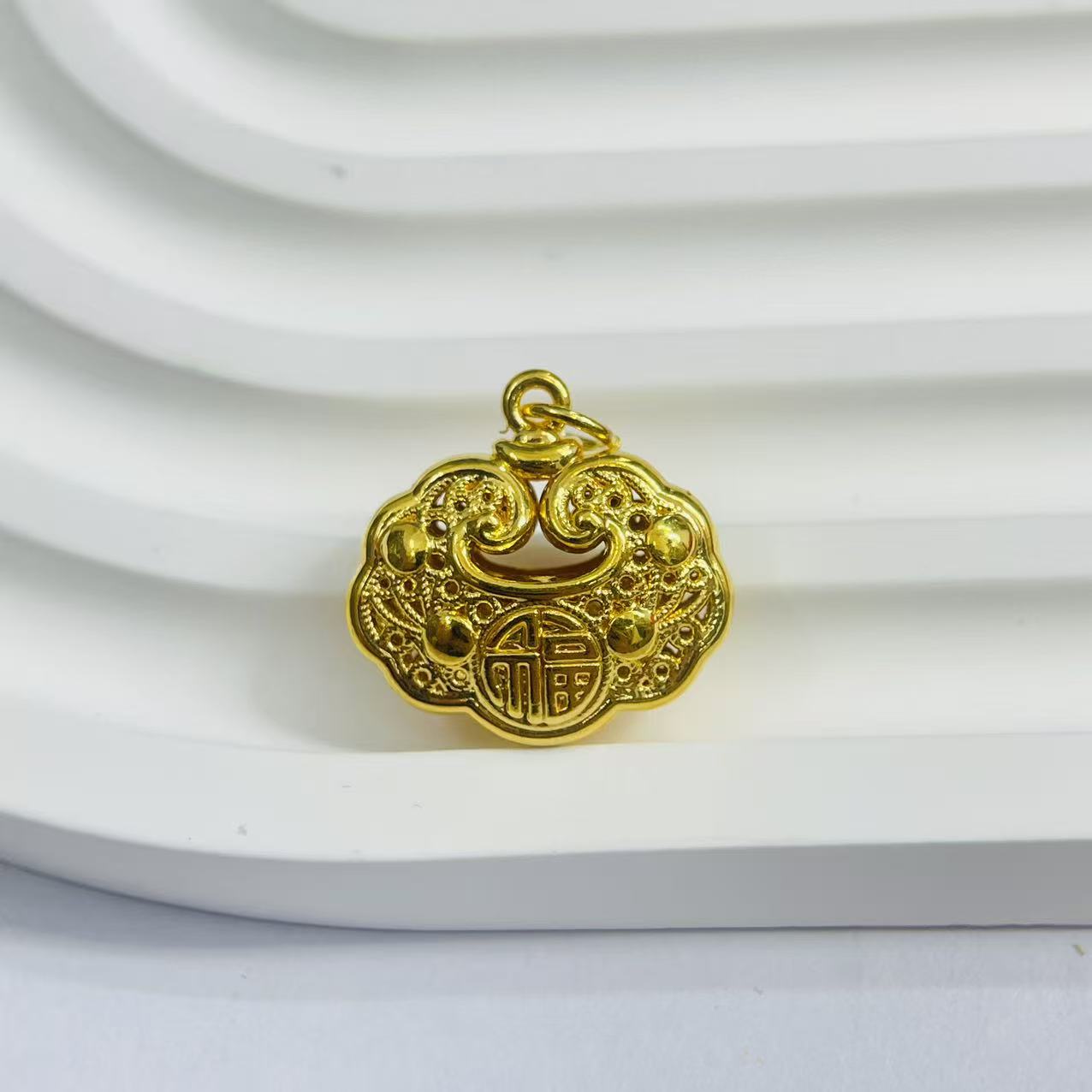 新金社黄金足金999小福锁DP1578