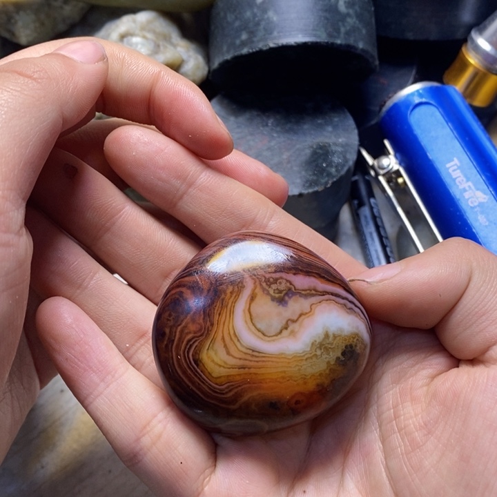 透闪石质玉珠宝半成品未镶嵌