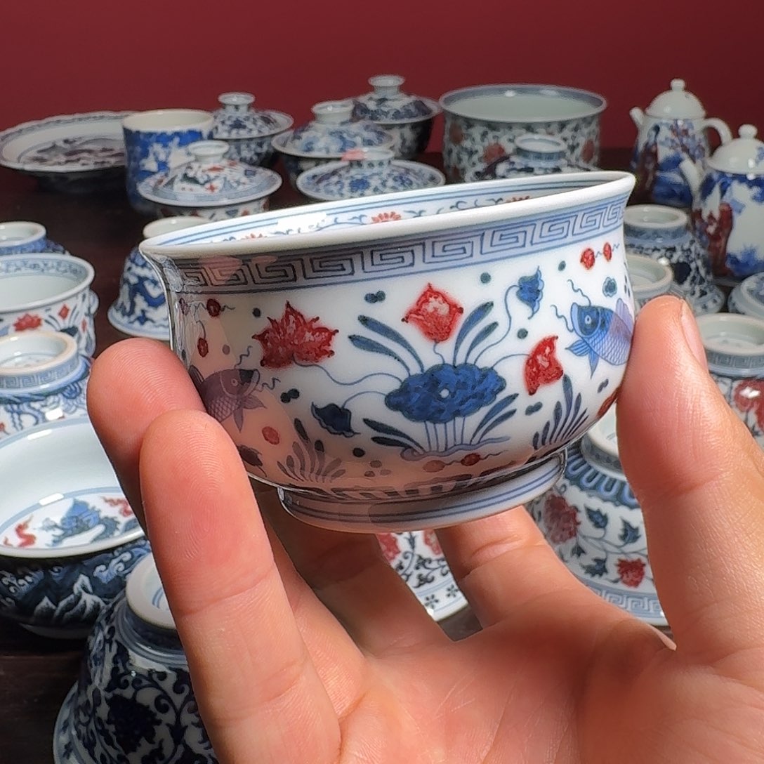 丁***龙摆件柴窑青花釉里红鱼藻纹炉式杯